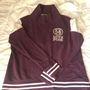 Half zip sweatshirt